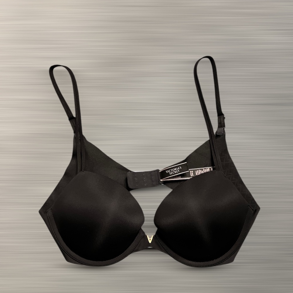 GUC Victoria's Secret Sexy Illusions Push Up Bra, Black Satin 34C (fits like 36C